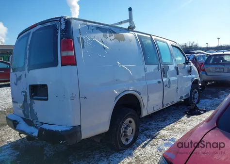 2010 Chevrolet Express G2500 from USA, damaged, VIN 1GCZGFBAXA1163309